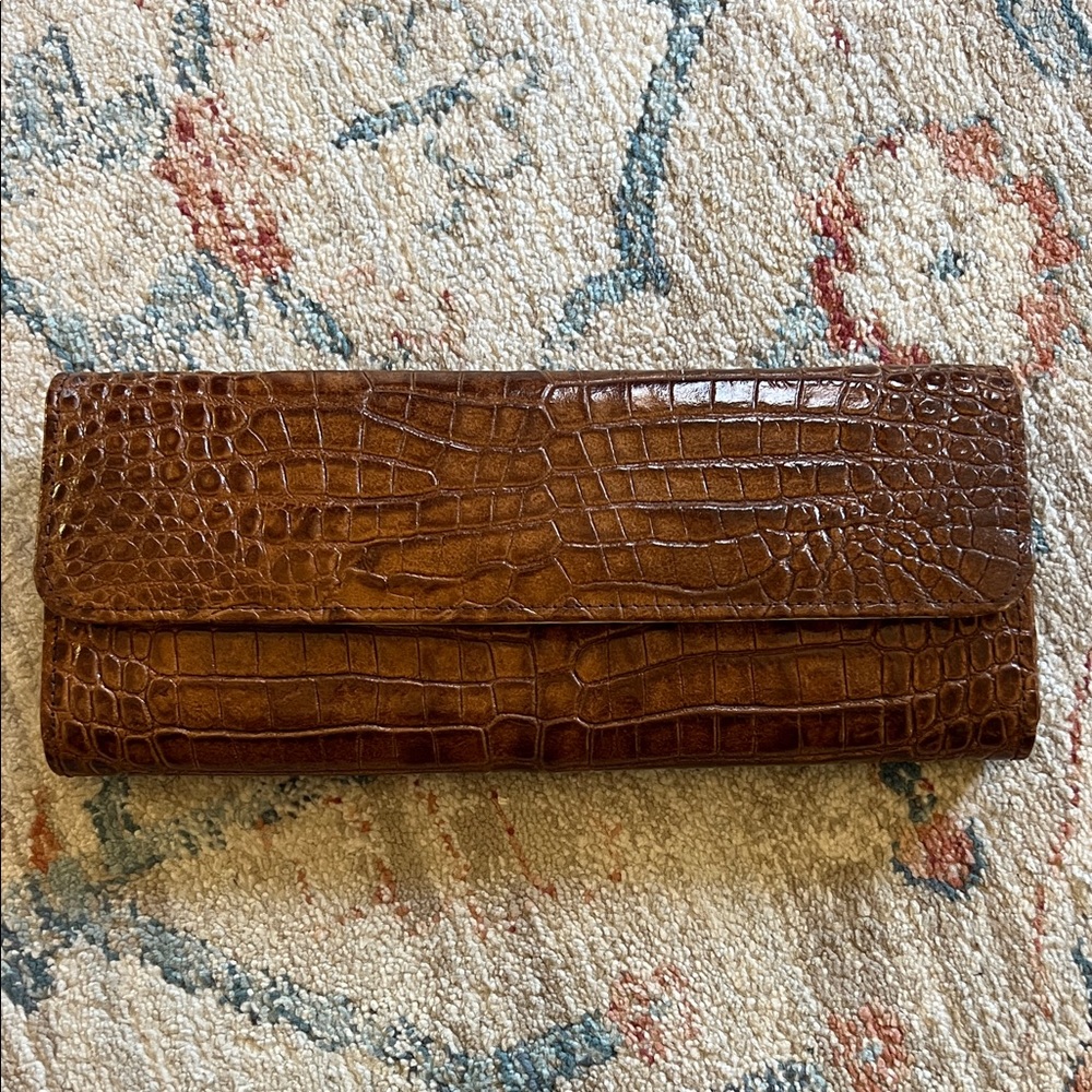 Veari Brown Crocodile Clutch